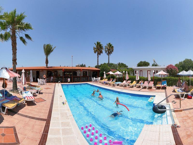 Sandys Studios Apartments And Log Villas Psalidi  Exterior photo