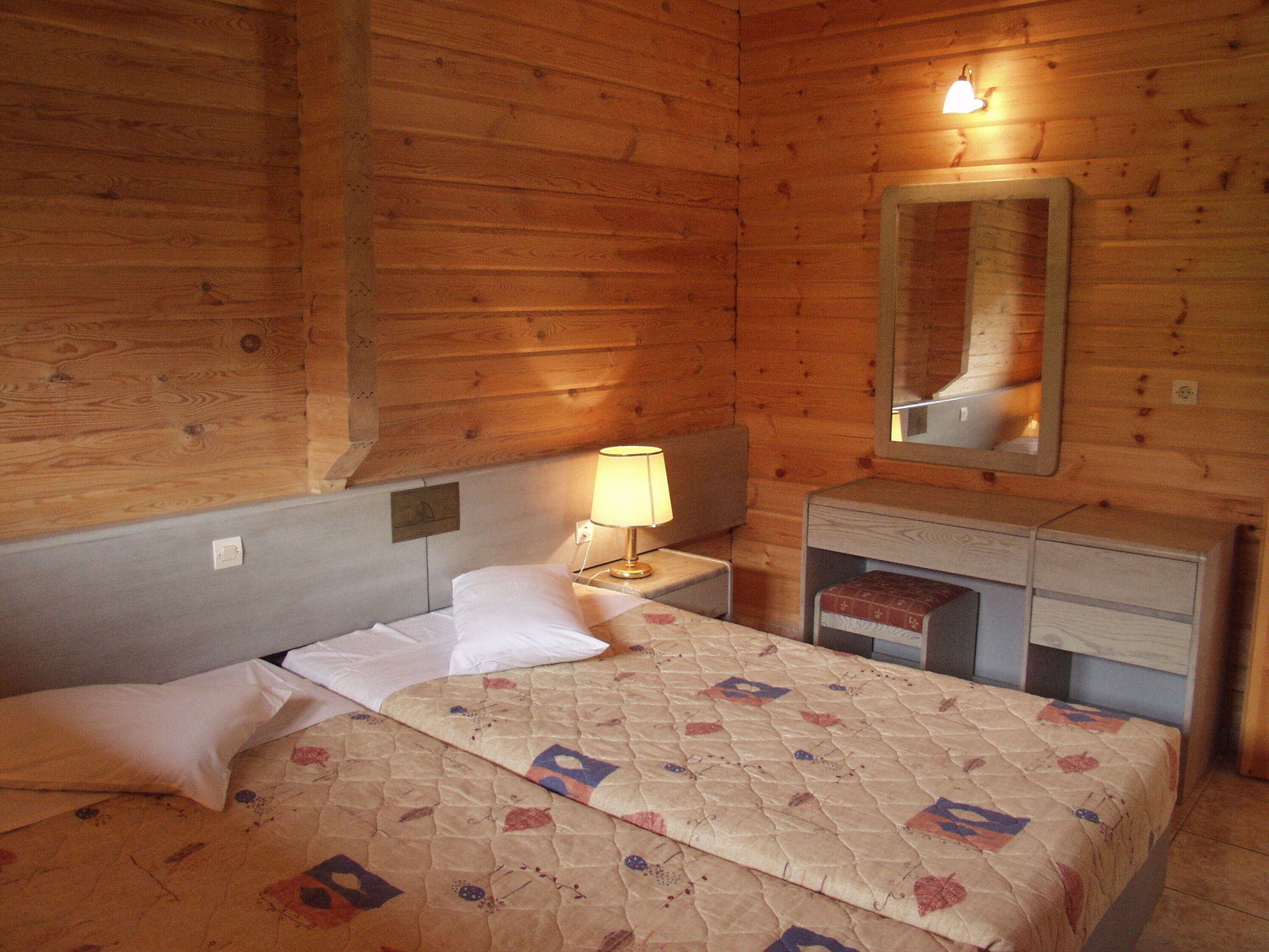 Sandys Studios Apartments And Log Villas Psalidi  Exterior photo