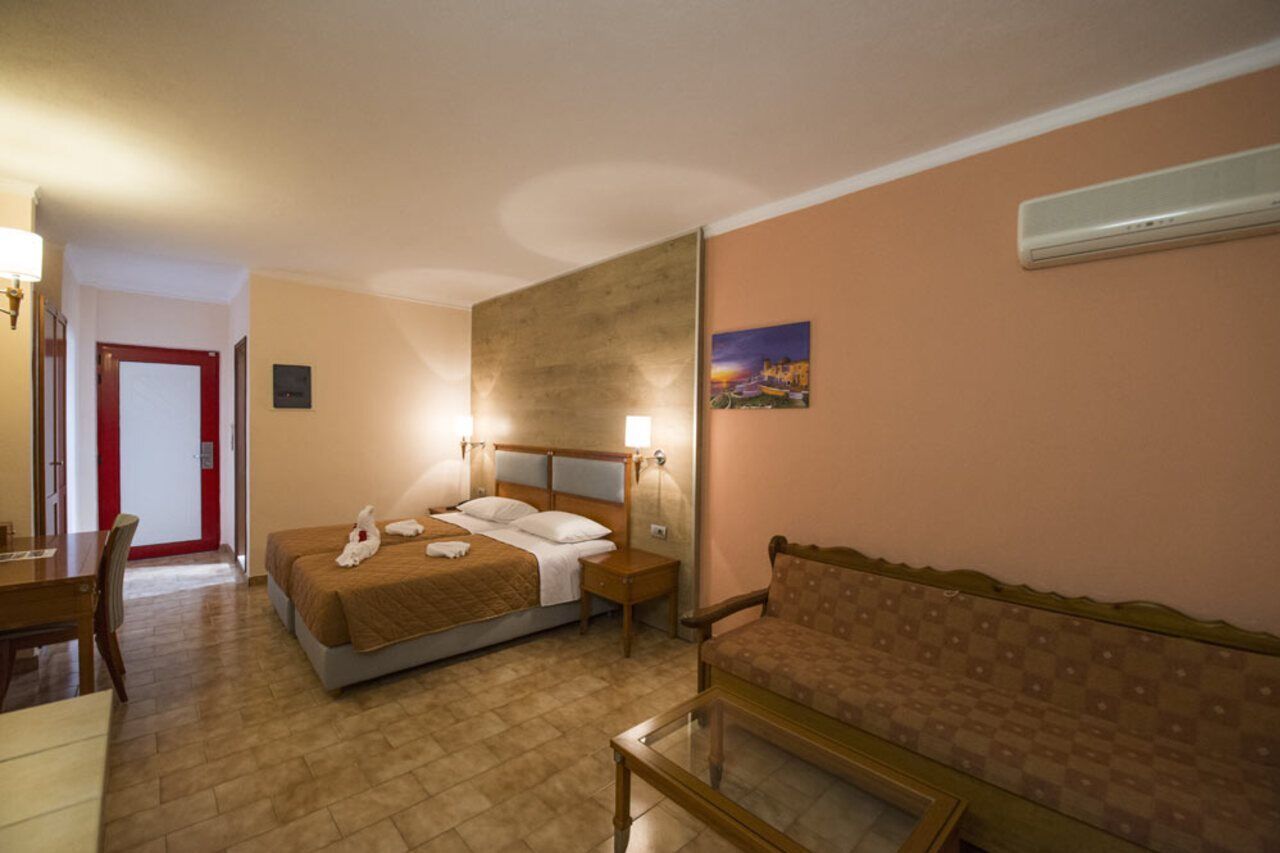 Sandys Studios Apartments And Log Villas Psalidi  Exterior photo